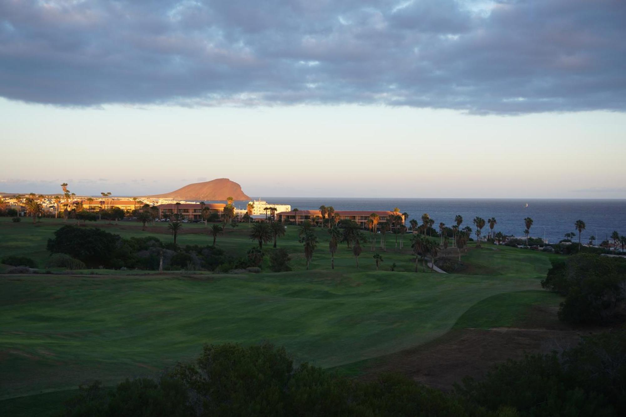 Apartment Golf Del Sur - Magnificent Panorama Of The Ocean, El Teide, And Montana Roja *