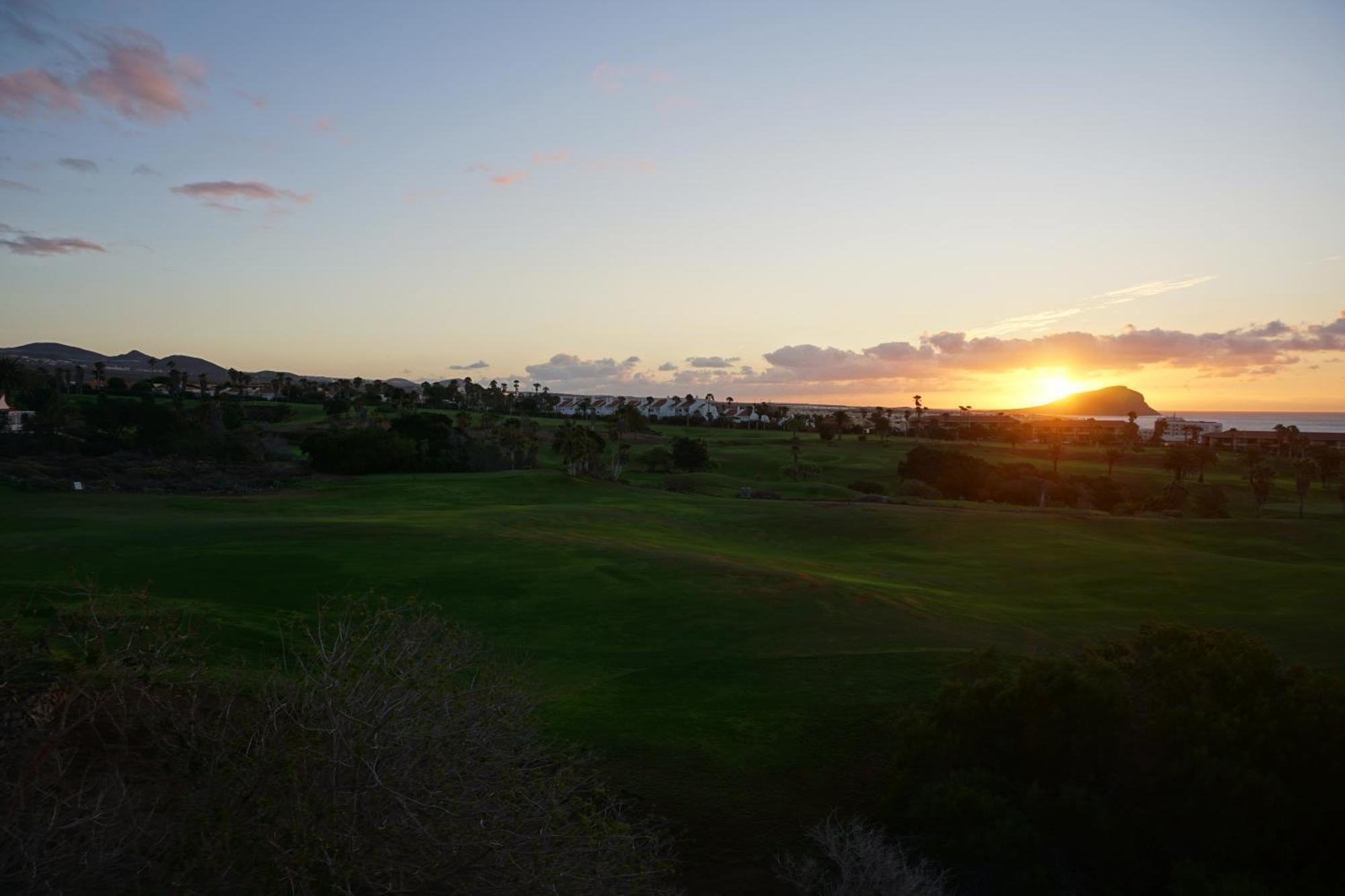 Apartment Golf Del Sur - Magnificent Panorama Of The Ocean, El Teide, And Montana Roja *